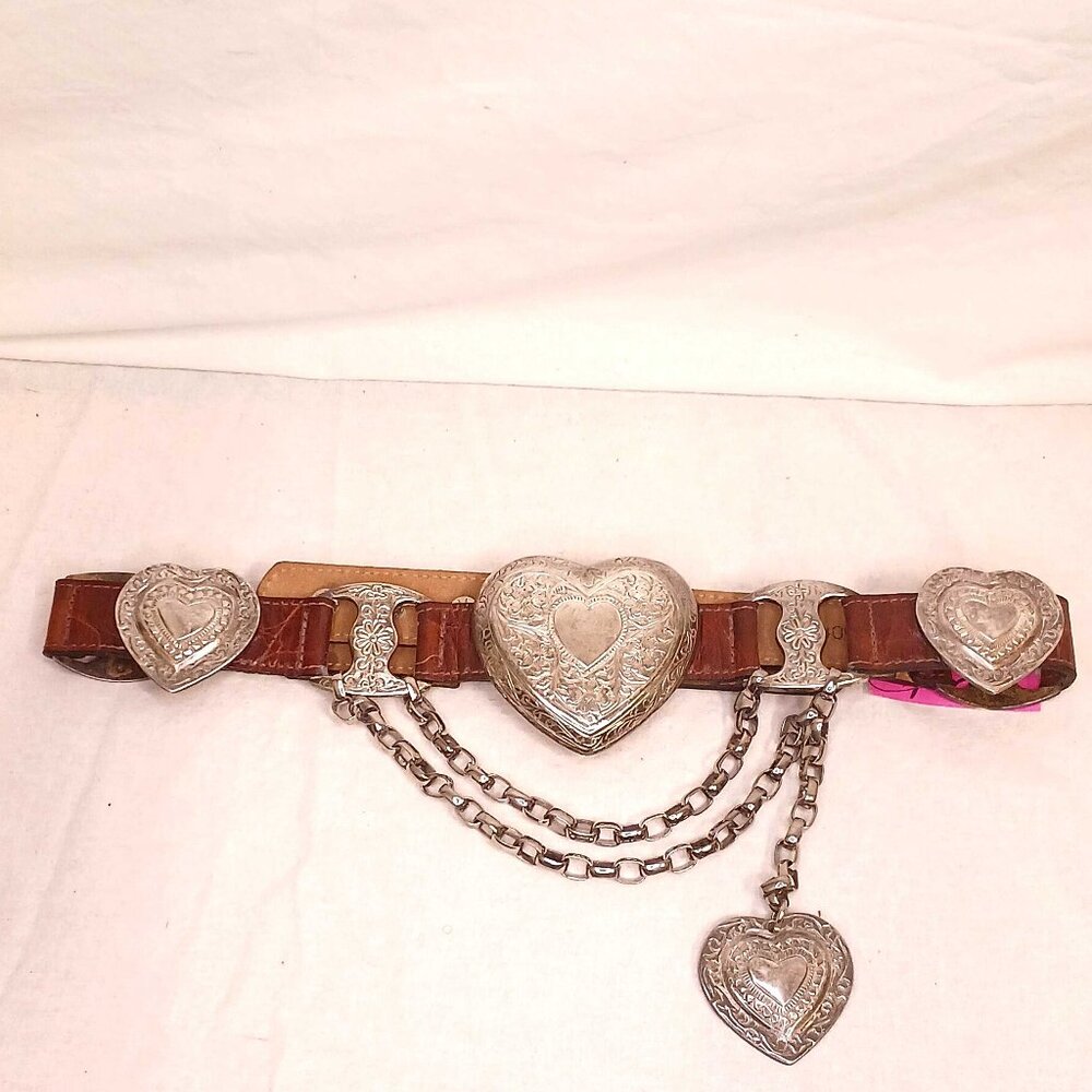 Streets Ahead Heart Chain Belt
